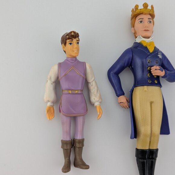 Set of 3 Disney Prince Figurines – Vintage Style Collectibles - Picture 2 of 5